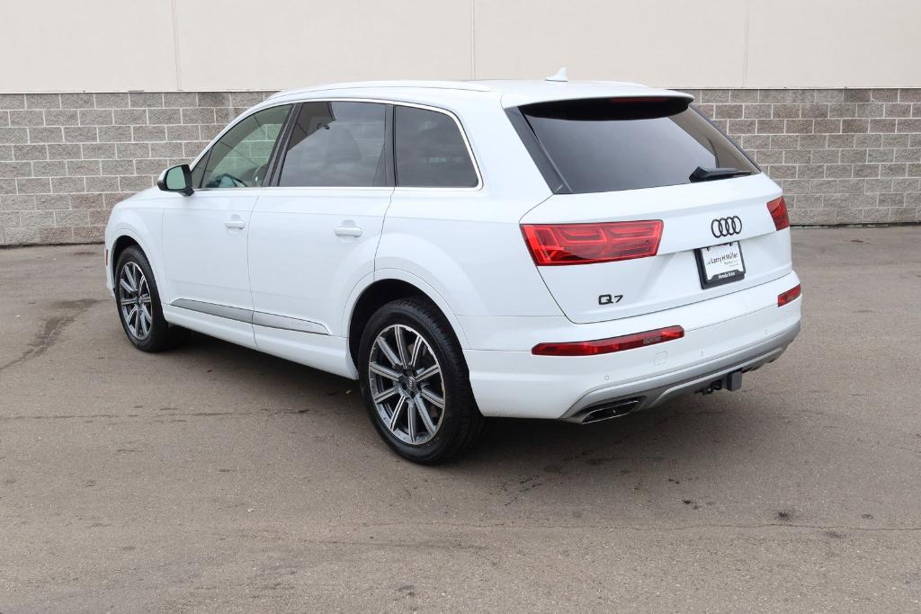 used 2019 Audi Q7 car, priced at $23,222