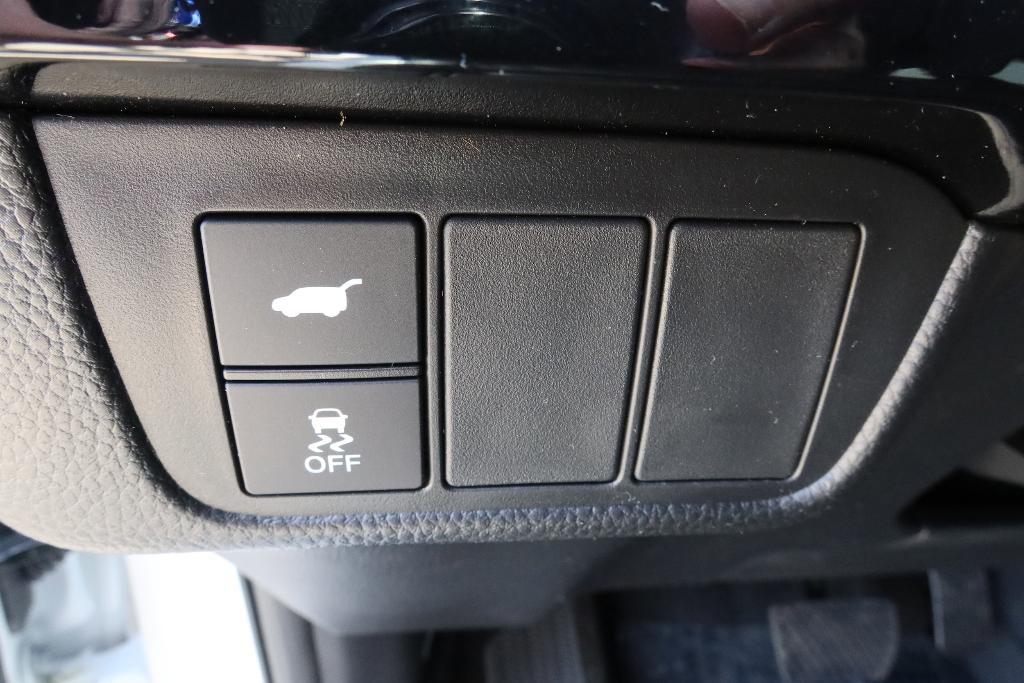 new 2025 Honda CR-V Hybrid car, priced at $42,950
