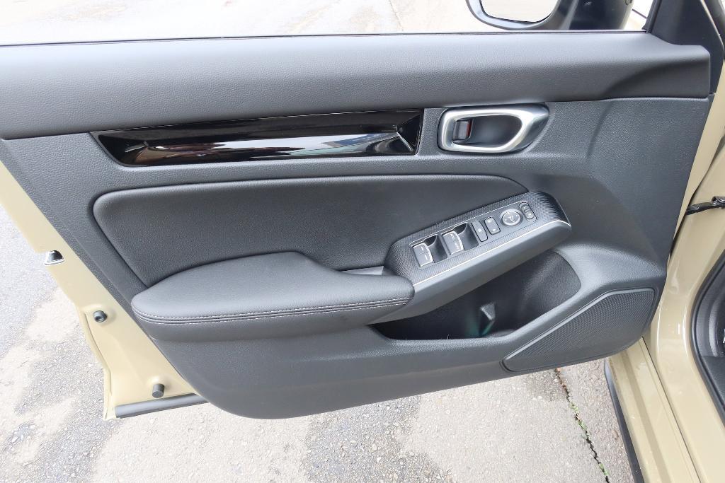 new 2026 Honda Civic Hybrid car, priced at $35,145