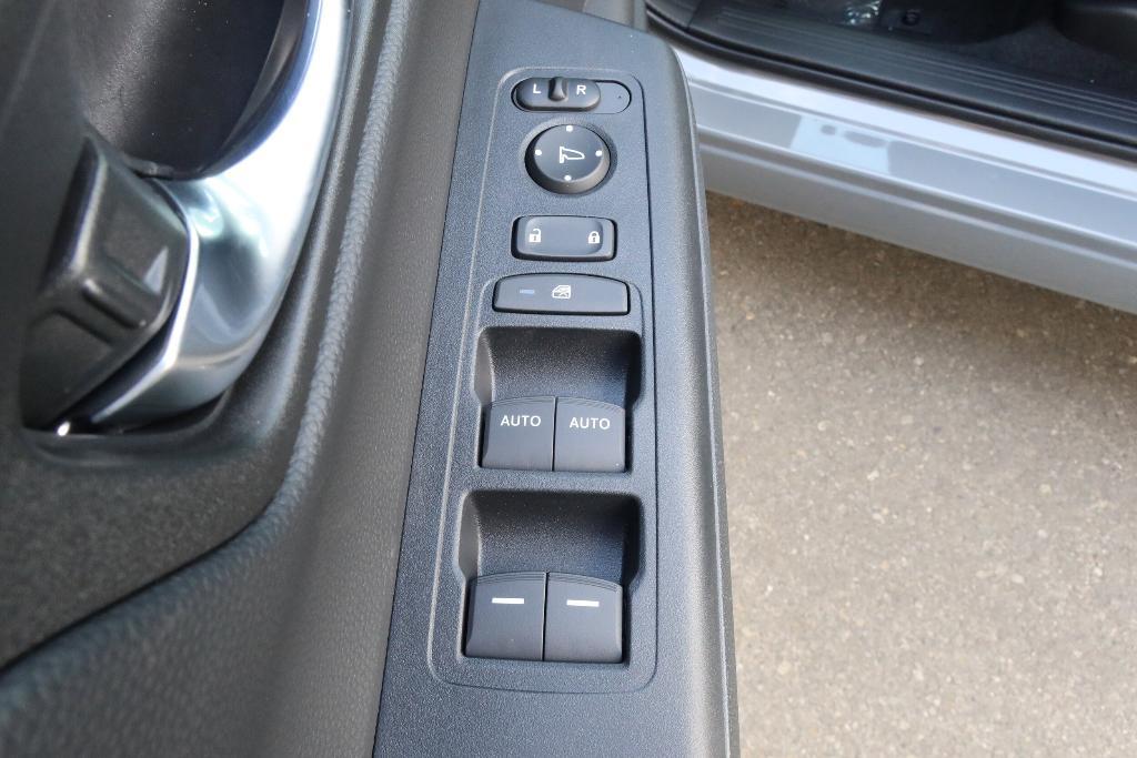 new 2026 Honda CR-V Hybrid car, priced at $39,035