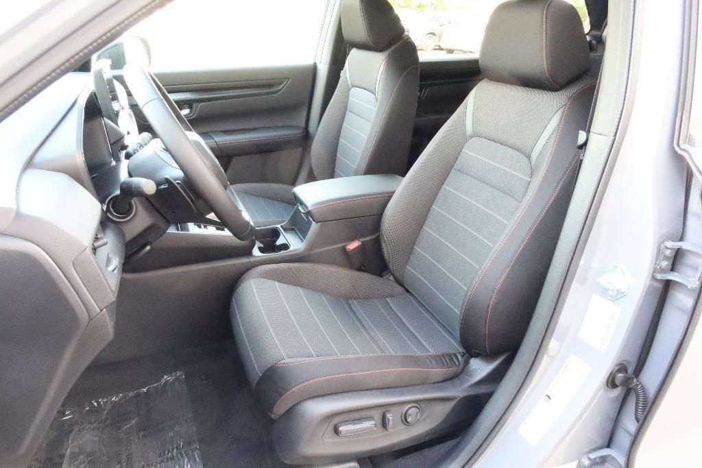 new 2026 Honda CR-V Hybrid car, priced at $39,035