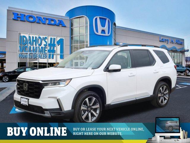 new 2025 Honda Pilot car, priced at $54,985