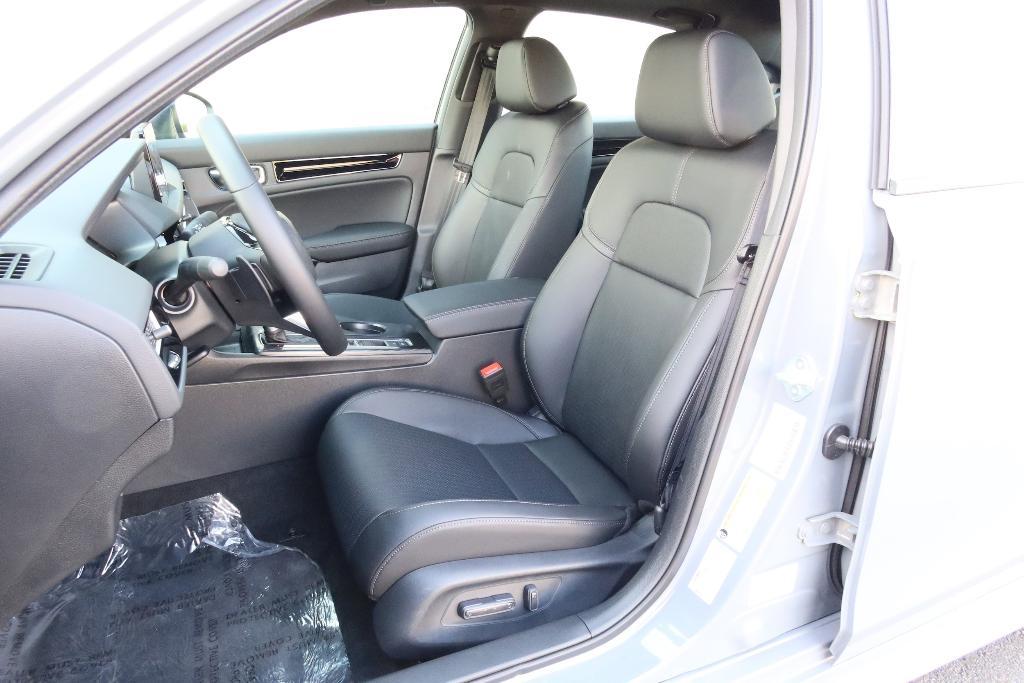 new 2026 Honda Civic Hybrid car, priced at $33,945