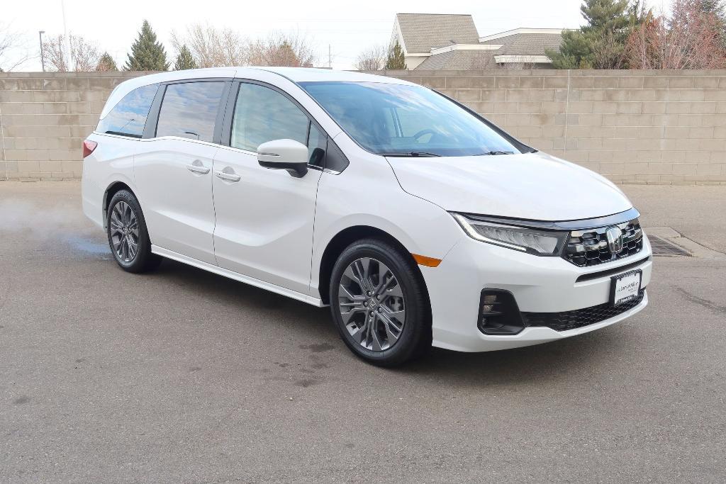 new 2025 Honda Odyssey car, priced at $48,815