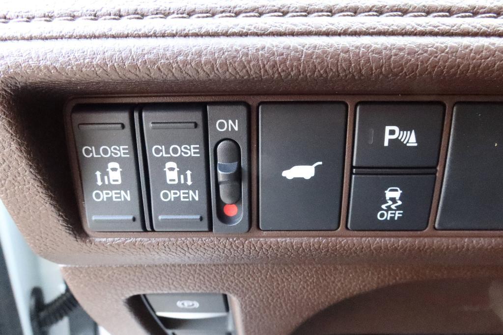 new 2025 Honda Odyssey car, priced at $48,815