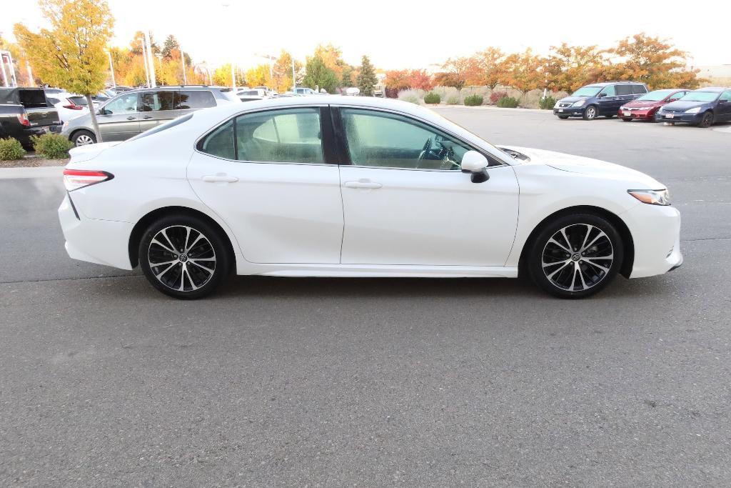 used 2020 Toyota Camry Hybrid car, priced at $21,476