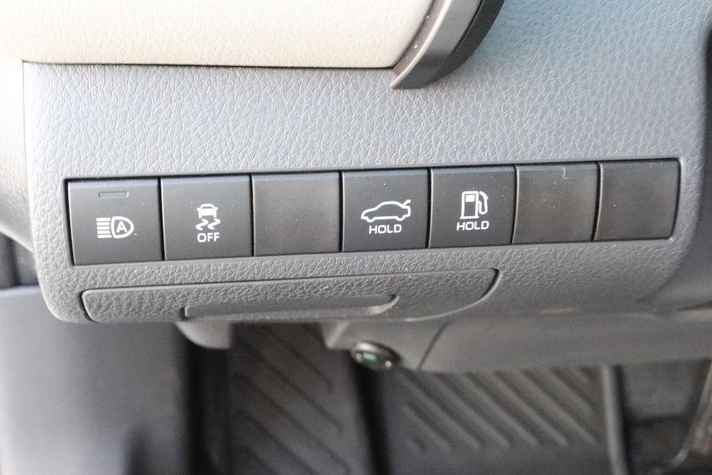 used 2020 Toyota Camry Hybrid car, priced at $21,476