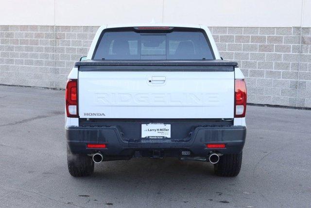 new 2025 Honda Ridgeline car, priced at $43,904