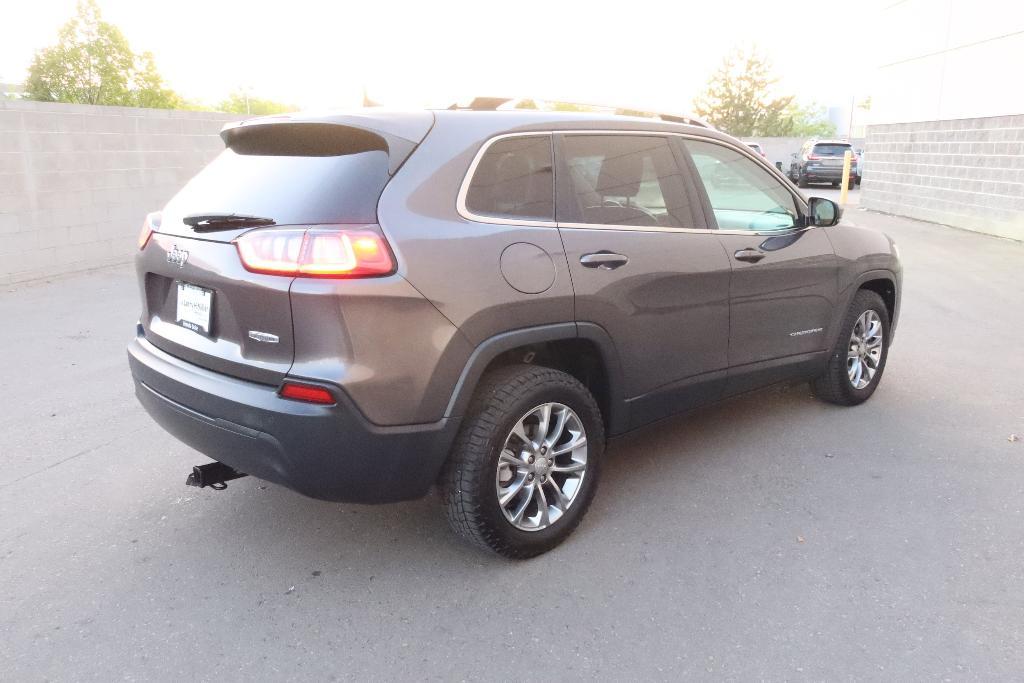 used 2019 Jeep Cherokee car, priced at $15,894