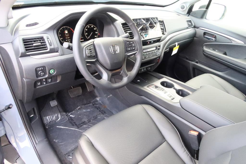 new 2025 Honda Ridgeline car, priced at $45,427