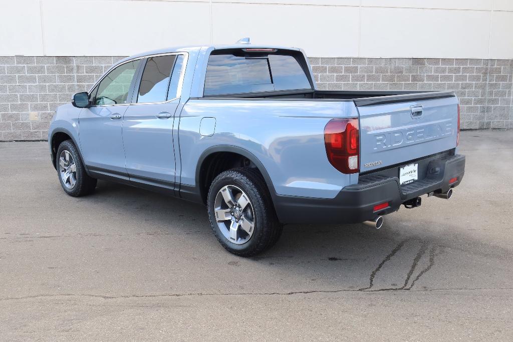 new 2025 Honda Ridgeline car, priced at $45,427
