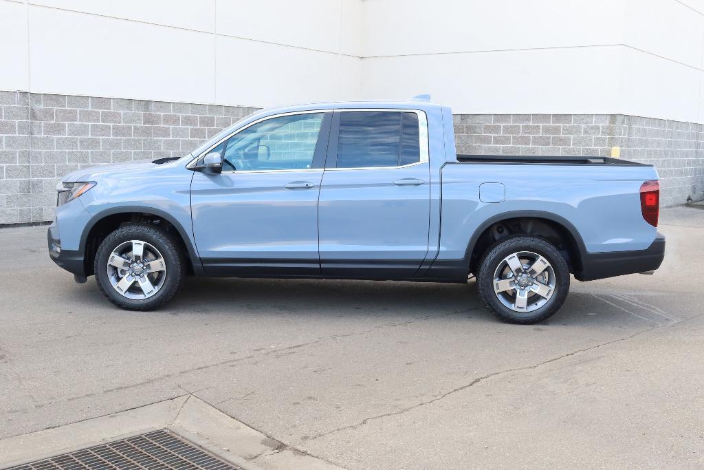 new 2025 Honda Ridgeline car, priced at $45,427