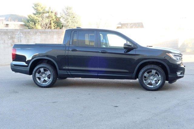 new 2025 Honda Ridgeline car, priced at $44,175