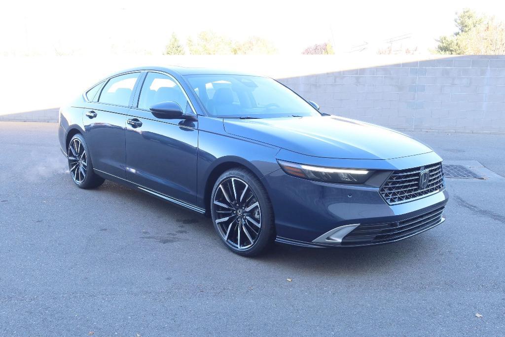 new 2025 Honda Accord Hybrid car, priced at $37,804