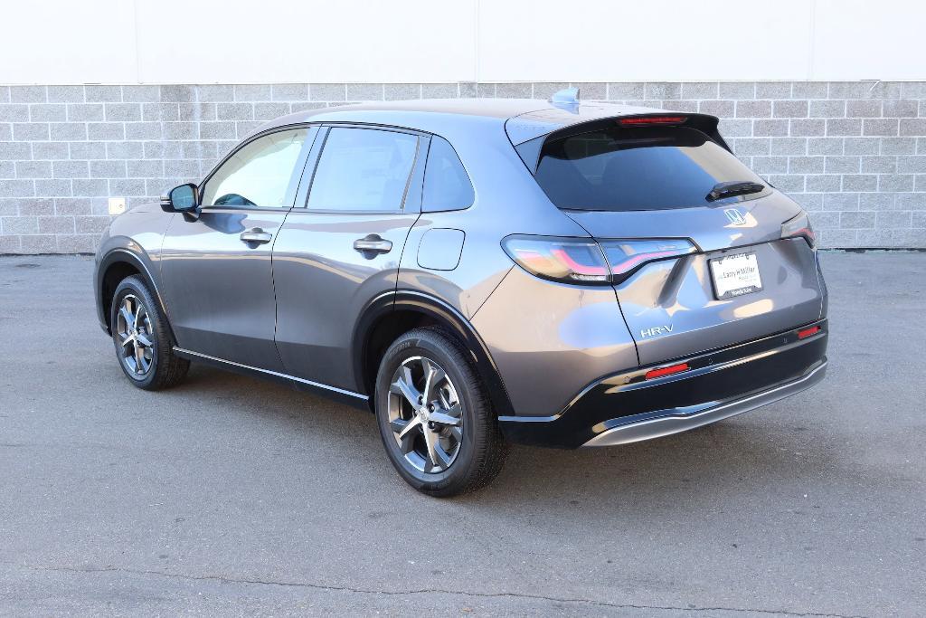 new 2025 Honda HR-V car, priced at $31,895