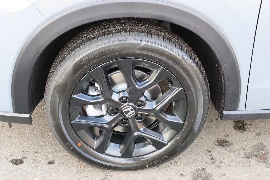 new 2025 Honda HR-V car, priced at $30,350