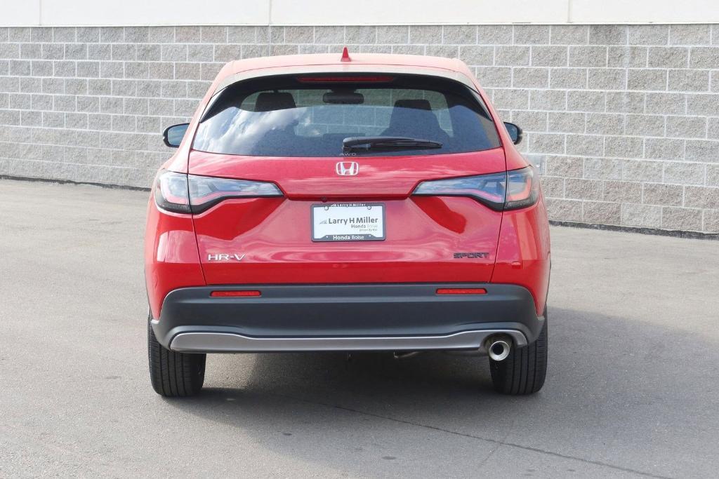 new 2025 Honda HR-V car, priced at $29,600