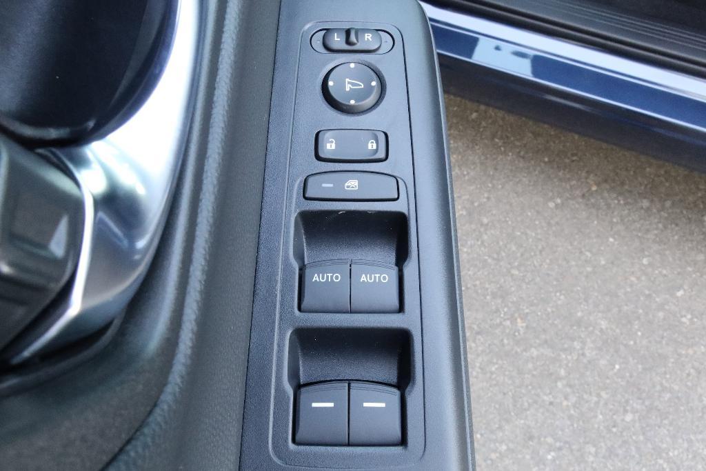 new 2026 Honda CR-V Hybrid car, priced at $40,250