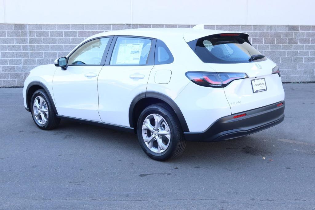 new 2025 Honda HR-V car, priced at $27,733