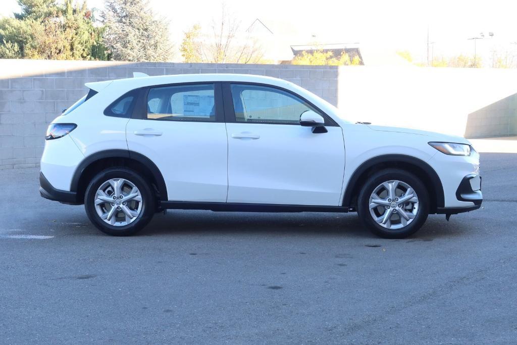 new 2025 Honda HR-V car, priced at $27,733