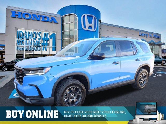 new 2025 Honda Pilot car, priced at $51,305