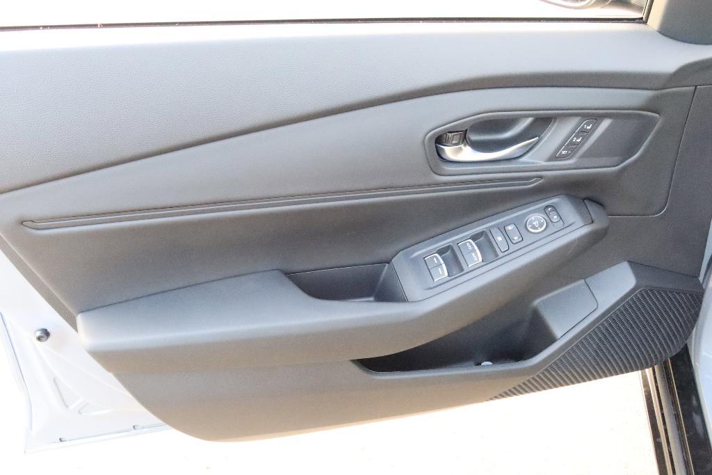 new 2025 Honda Accord Hybrid car, priced at $34,871