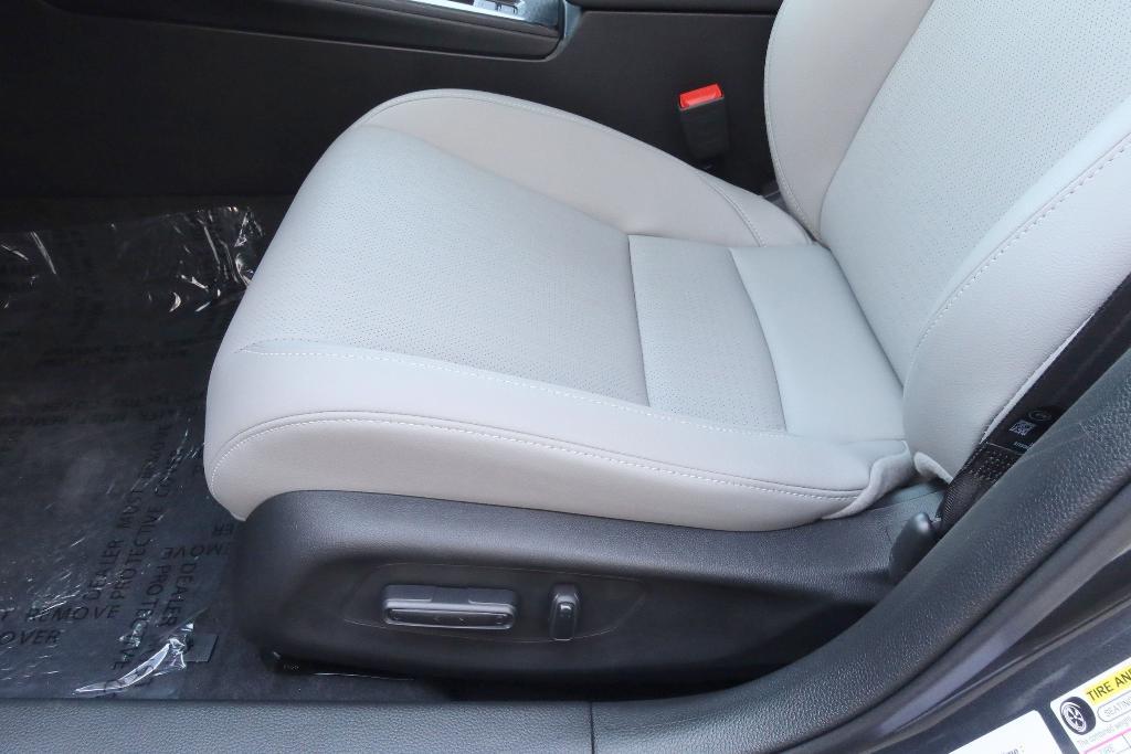 new 2026 Honda Civic Hybrid car, priced at $33,490