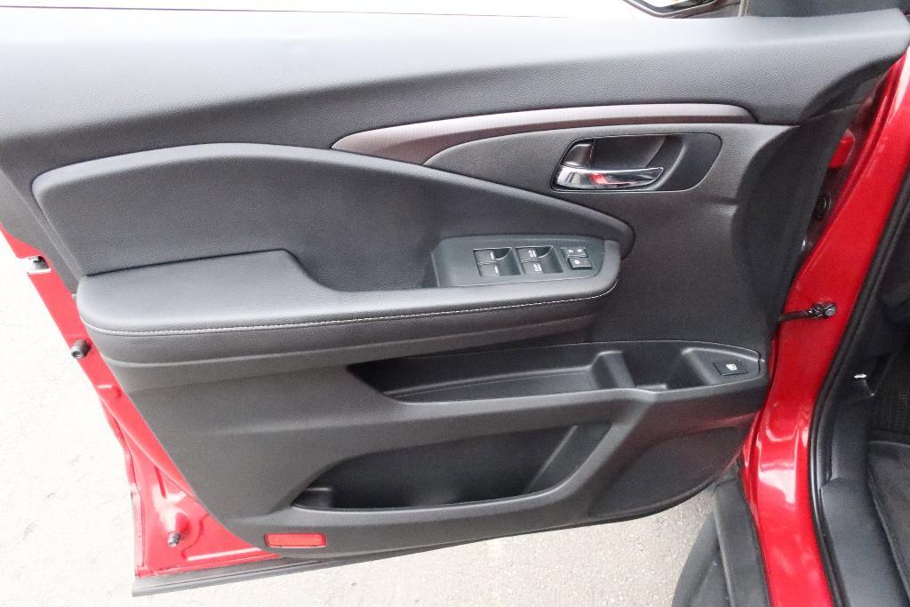 used 2023 Honda Ridgeline car, priced at $27,328