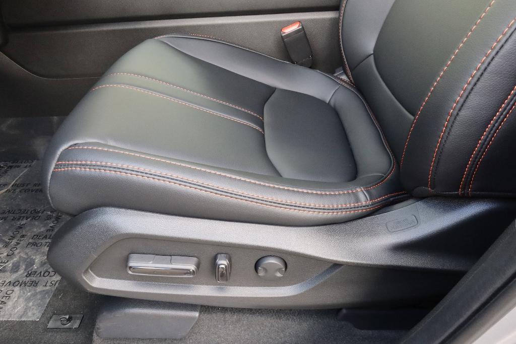 new 2025 Honda Pilot car, priced at $50,895