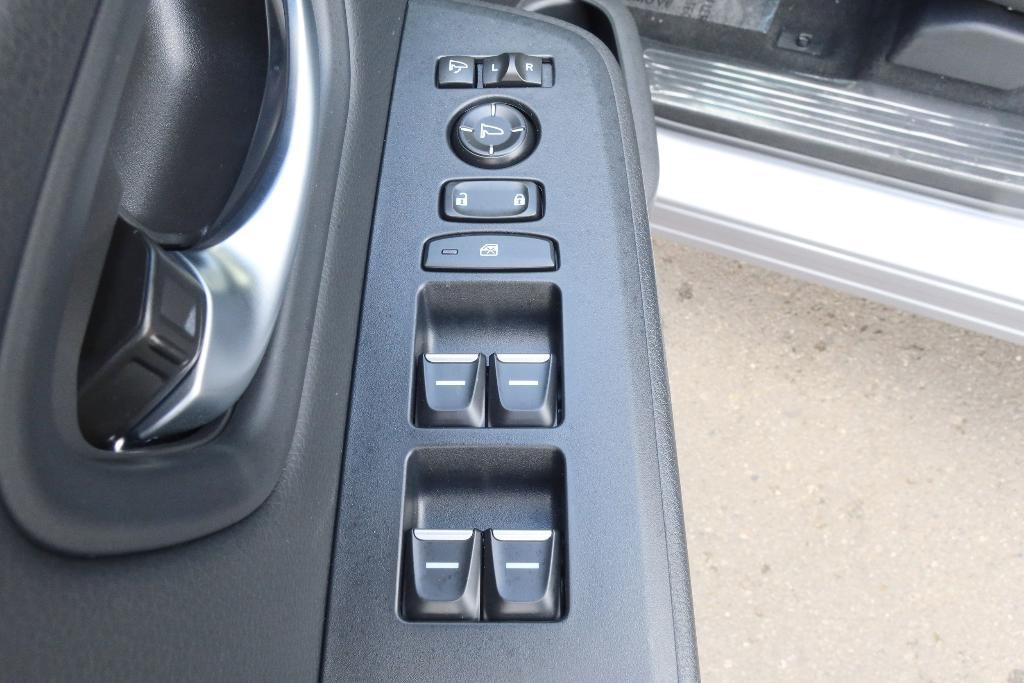 new 2025 Honda Pilot car, priced at $50,895