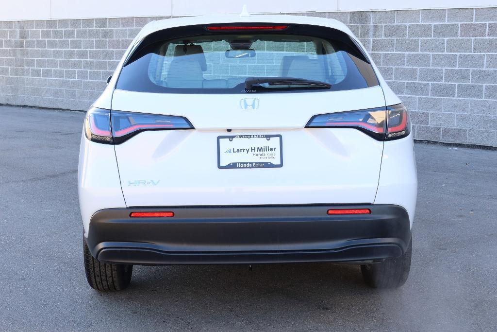 new 2025 Honda HR-V car, priced at $27,733