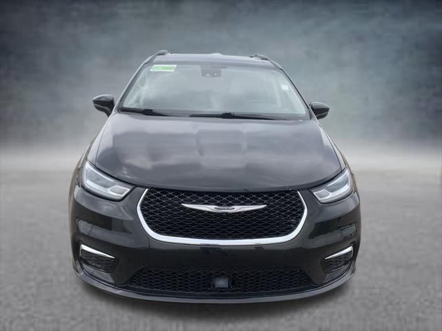 used 2022 Chrysler Pacifica car, priced at $24,988