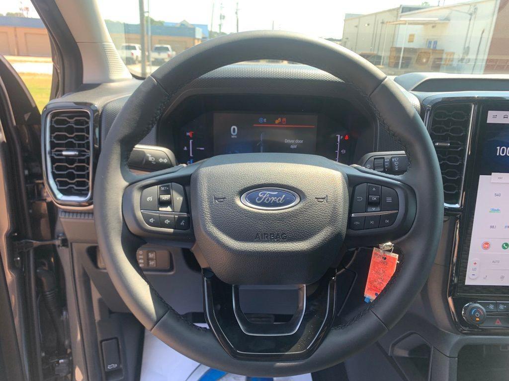 new 2025 Ford Ranger car, priced at $39,355
