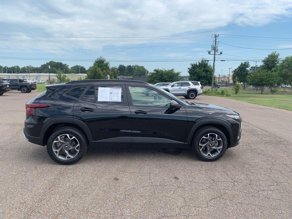 used 2024 Chevrolet Trax car, priced at $21,988