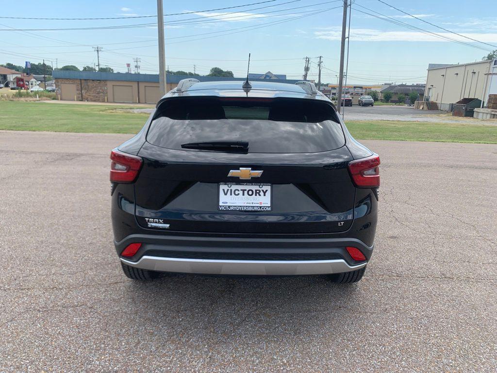 used 2024 Chevrolet Trax car, priced at $21,988