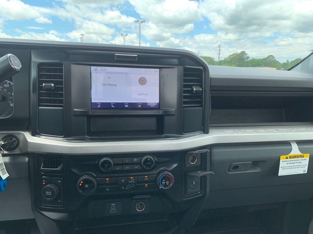 new 2025 Ford F-250 car, priced at $49,988