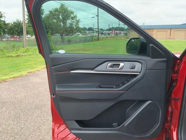 new 2025 Ford Explorer car, priced at $53,135