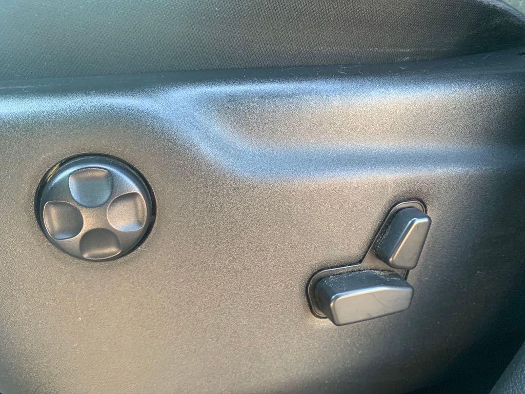 used 2021 Jeep Grand Cherokee car, priced at $22,775