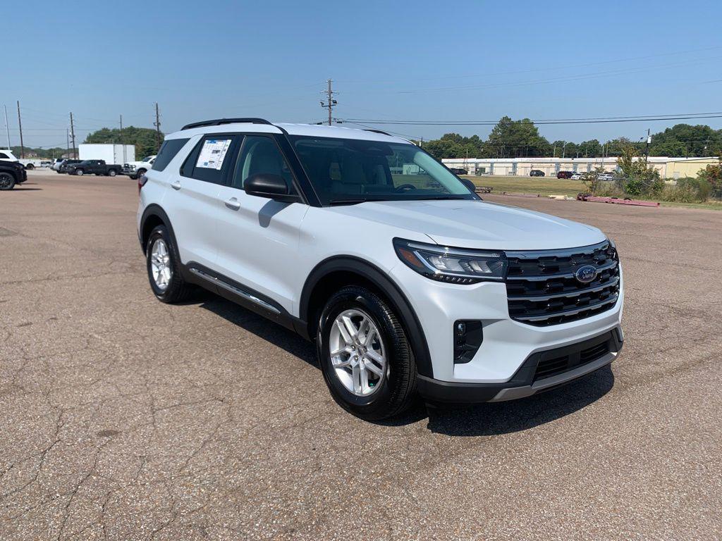 new 2025 Ford Explorer car, priced at $45,665