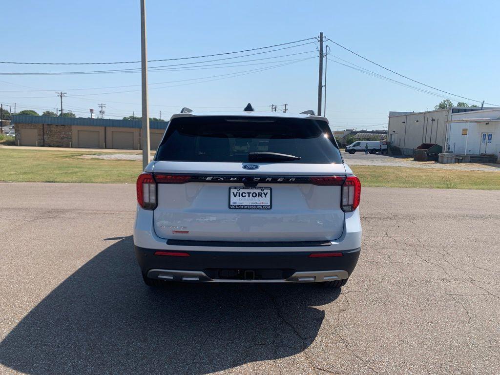new 2025 Ford Explorer car, priced at $45,665
