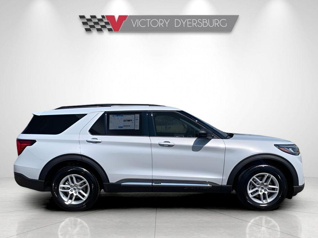 new 2025 Ford Explorer car, priced at $45,665