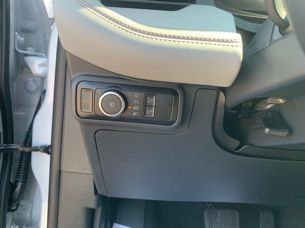 new 2025 Ford Explorer car, priced at $45,665