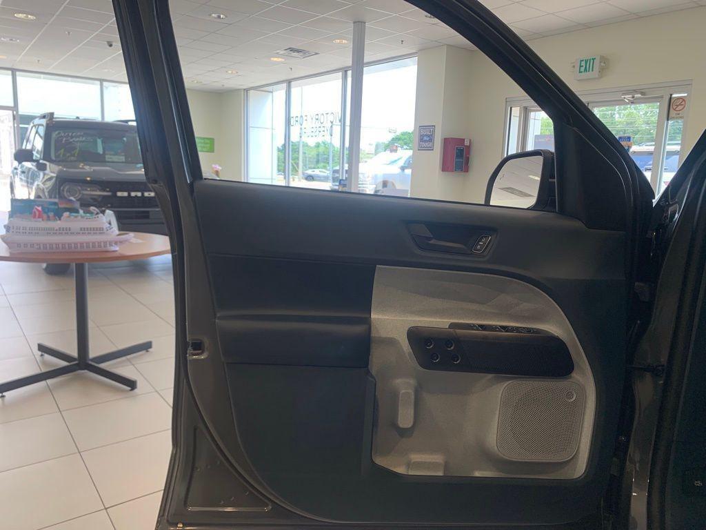 new 2025 Ford Maverick car, priced at $35,150