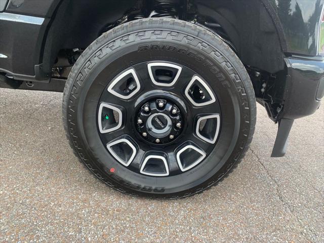 new 2025 Ford F-250 car, priced at $98,395