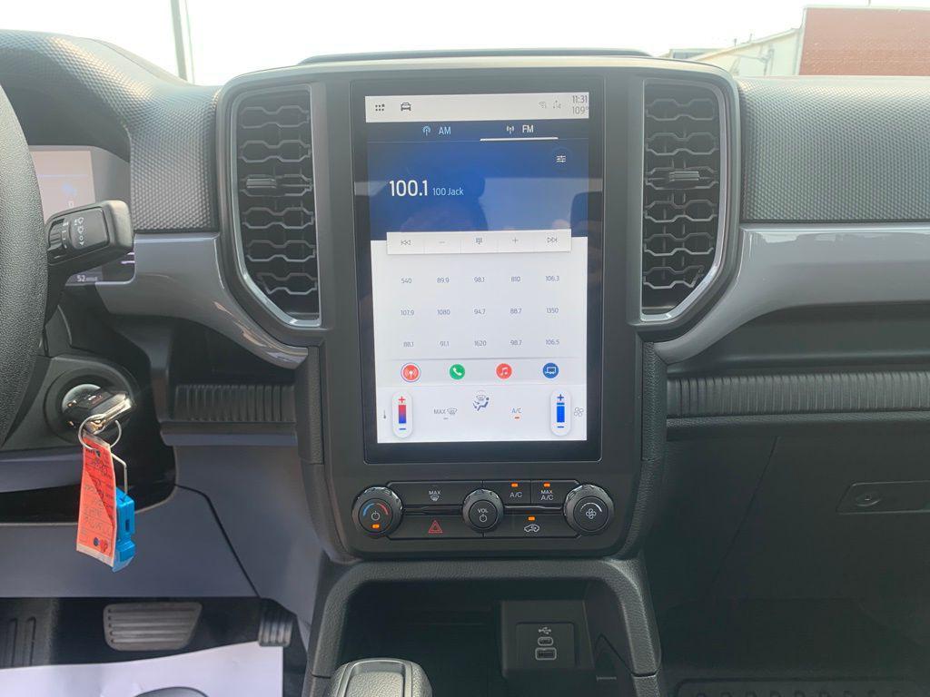 new 2025 Ford Ranger car, priced at $37,810