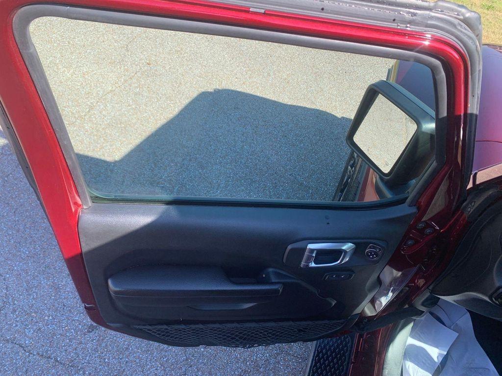 used 2021 Jeep Gladiator car, priced at $32,775