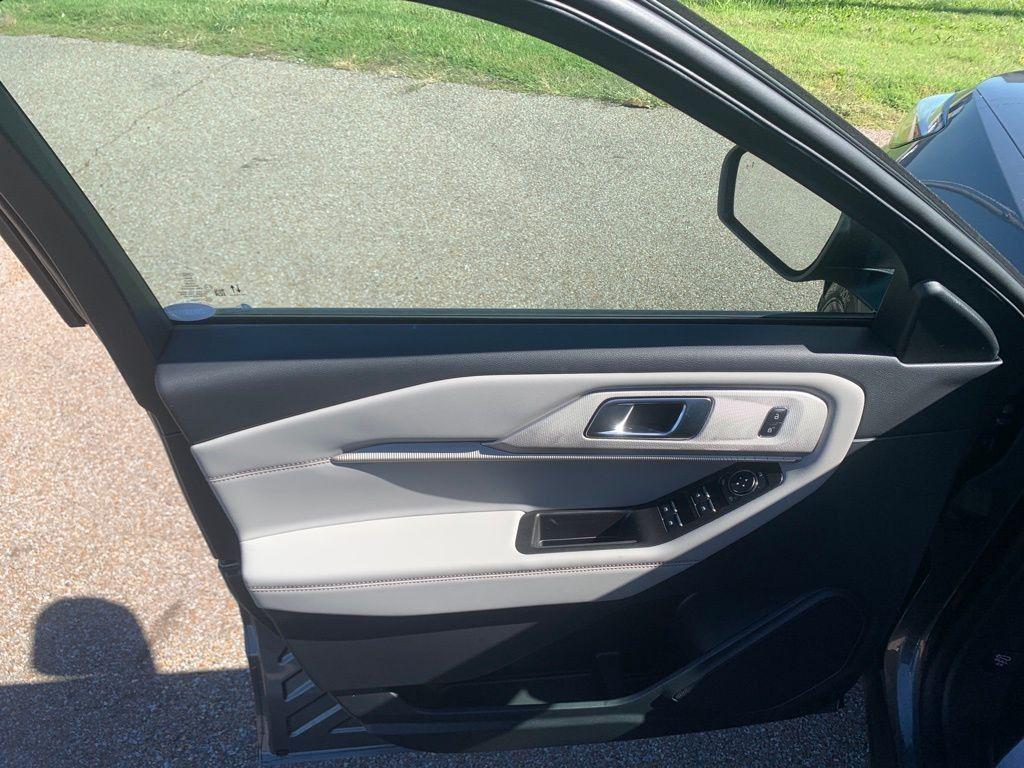 new 2026 Ford Explorer car, priced at $45,825