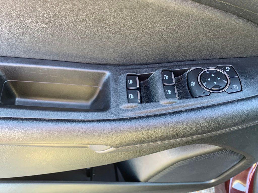 used 2024 Ford Edge car, priced at $26,888