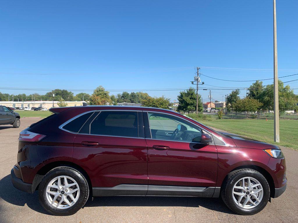 used 2024 Ford Edge car, priced at $26,888