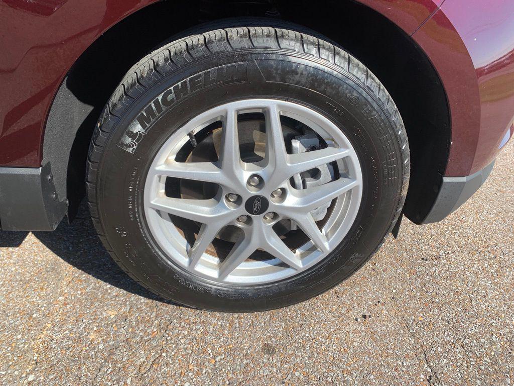 used 2024 Ford Edge car, priced at $26,888